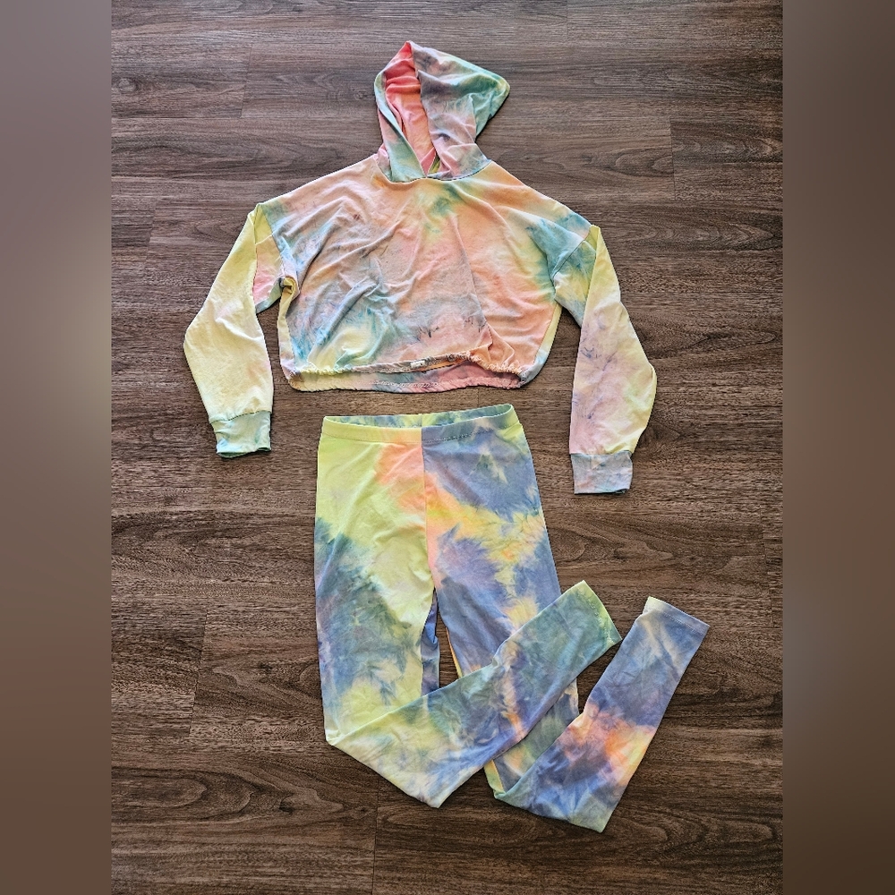 Streetwear Society Tie-Dye Hoodie & Leggings Set